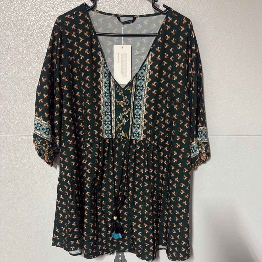 BloomChic Green Floral Blouse with Blue Accents